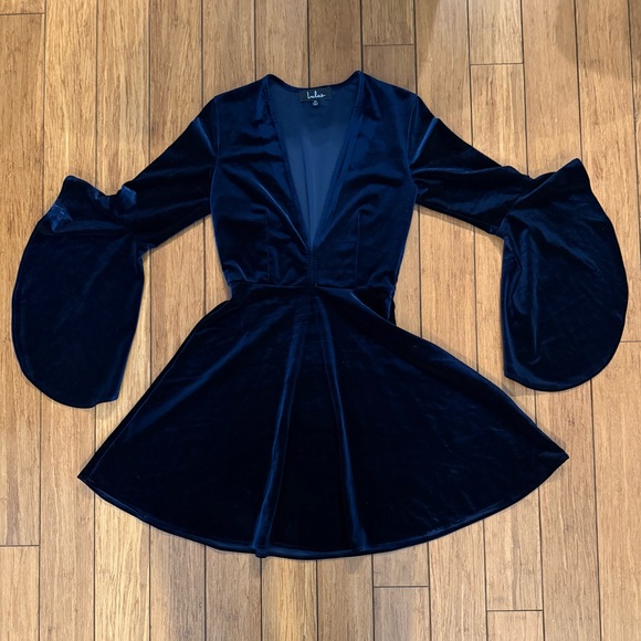 Lulu's wrapped in luxe navy blue velvet bell sleeve skater dress - Picture 2 of 12